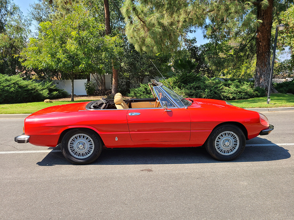 1974 Alfa Romeo Spyder — photo 11