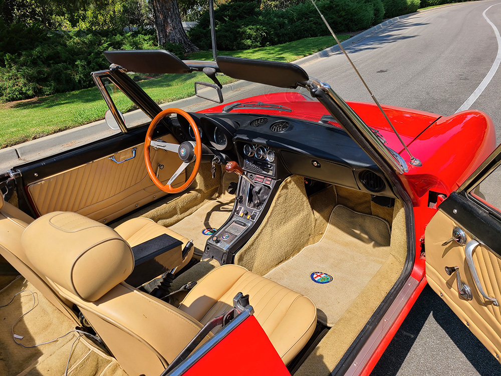 1974 Alfa Romeo Spyder — photo 12