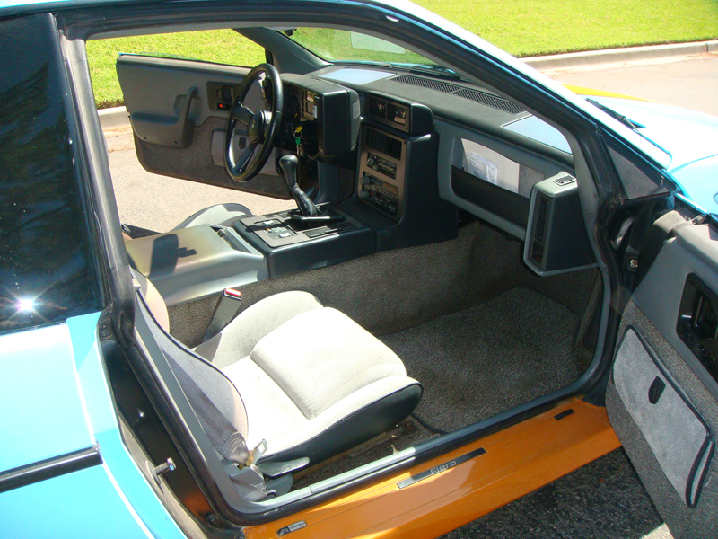 1987 Pontiac Fiero GT — photo 8